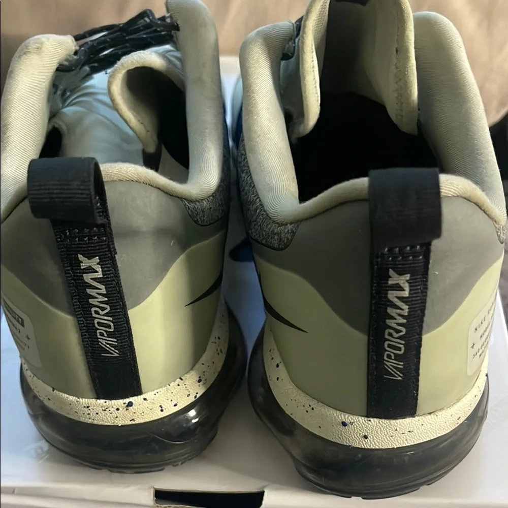3 SEAKER BUNDLE 
Nike Gray and Blue VaporMax, White Van & Blue & white Nikes - Picture 4 of 9